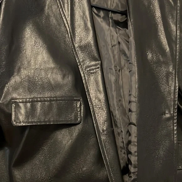 Nasty Gal faux leather oversized blazer - Picture 9 of 9